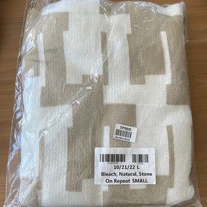 Baublebar On Repeat “L” Blanket